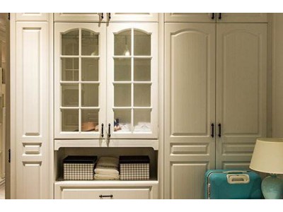 衛(wèi)生間墻面貼什么瓷磚好