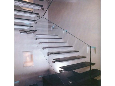 墻面瓷磚背膠和瓷磚膠哪種好?